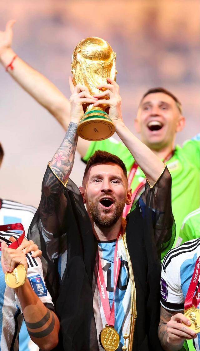 问鼎娱乐-费德勒与80激战MAD分钟，重要助攻胜负难料！，梅西焦点对战气势如虹延续(纳达尔费德勒经典大战)